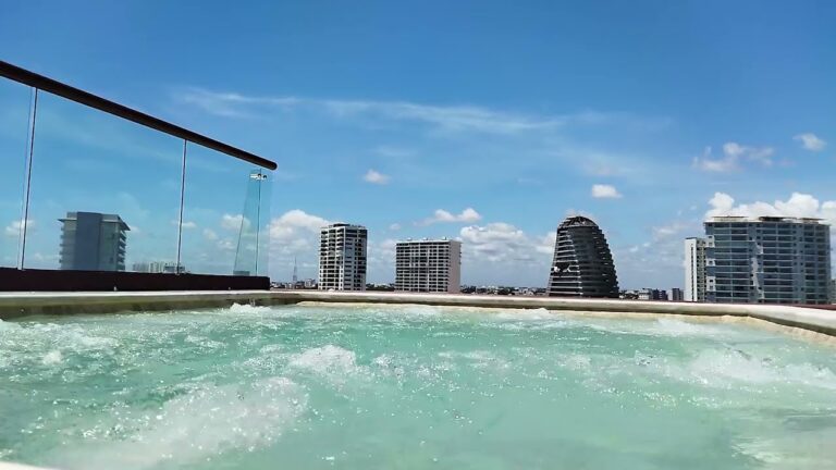 Placer y Diversi&oacute;n en un Jacuzzi Privado