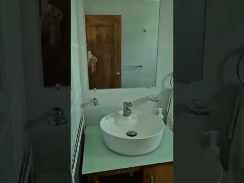Experiencia de Disfrute Acu&aacute;tico en un Jacuzzi Privado