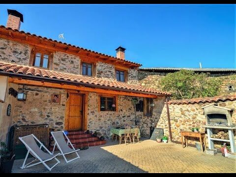 Disfruta de un jacuzzi en el porche de casa