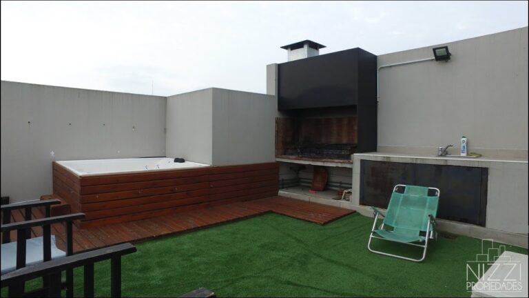 Experiencia de lujo: jacuzzi en el porche