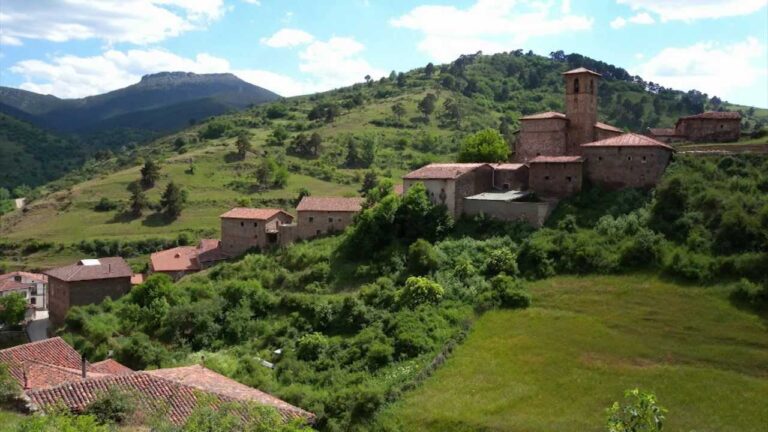 Momentos de Intimidad en Casas Rurales: Escapadas Perfectas
